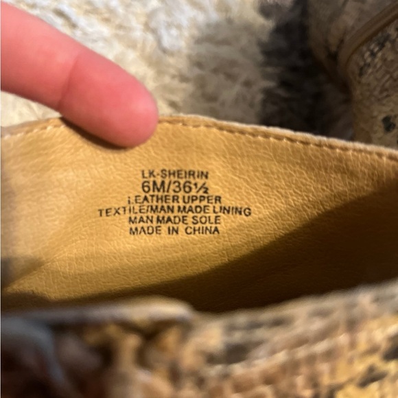 Lucky Brand Sheirin Leather Snake Skin Booties 6 - Picture 5 of 8